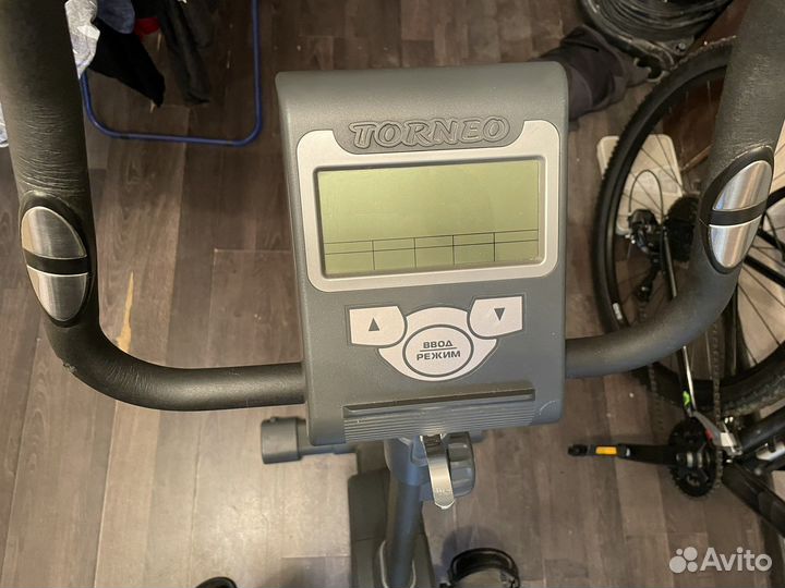 Велотренажер torneo