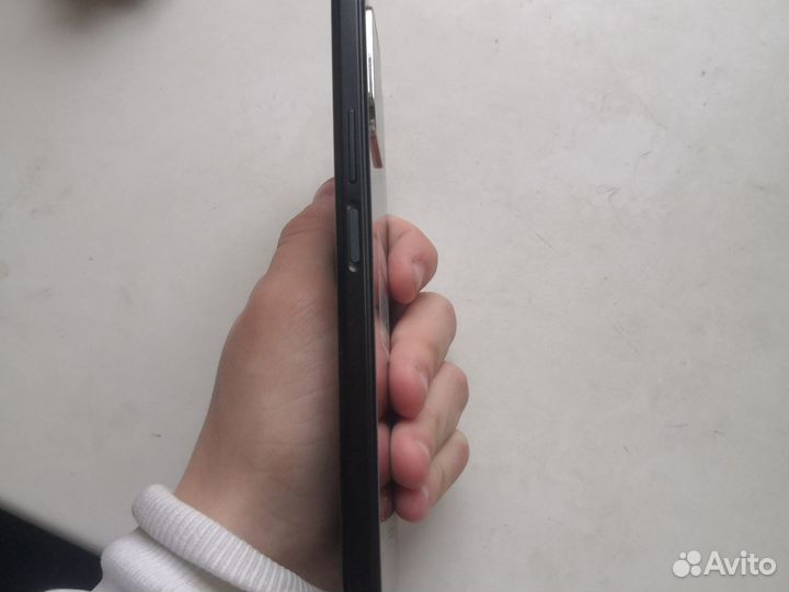 Телефон honor x6
