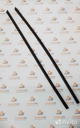 Водостоки (дефлектр) лобового стекла Веста-Ларгус