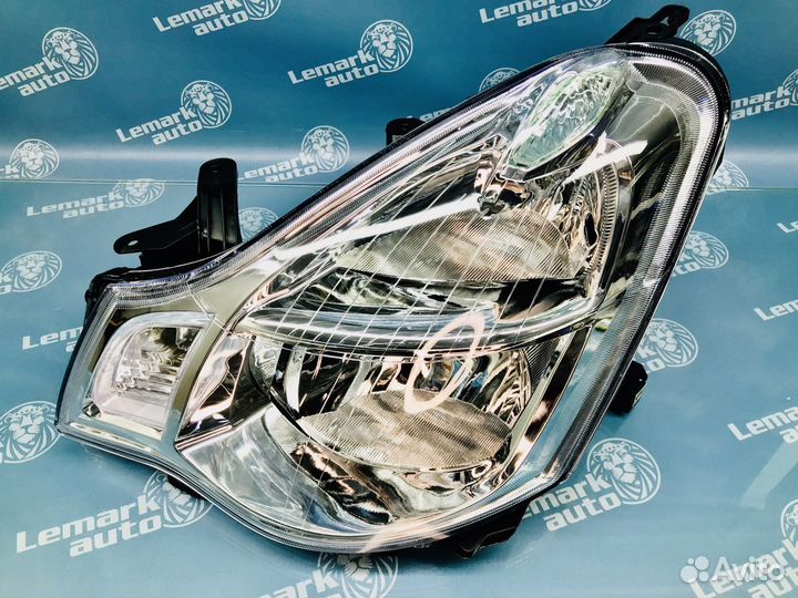 Фара левая Nissan Almera G15