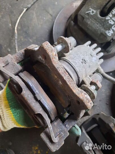 Комплект тормозов бмв е39 530D 540i