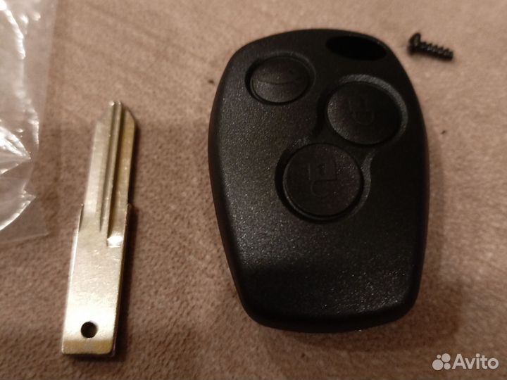 Ключ Рено с чипом7946