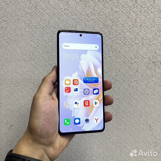 TECNO Camon 20 Pro, 8/256 ГБ