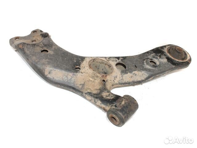 Рычаг подвески передний правый Toyota Rav 4