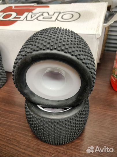 Колеса для радиоуправляемых моделей трагги 1/8