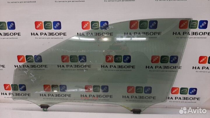 Стекло двери переднее левое Toyota Camry V40