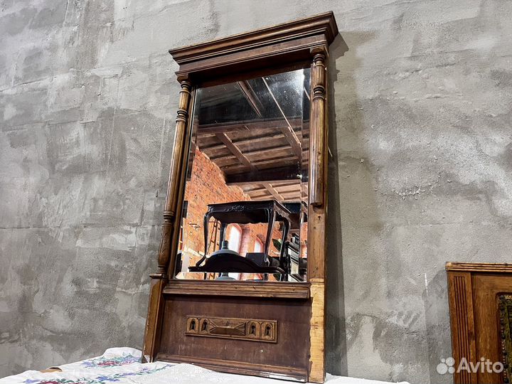 Зеркало старинное