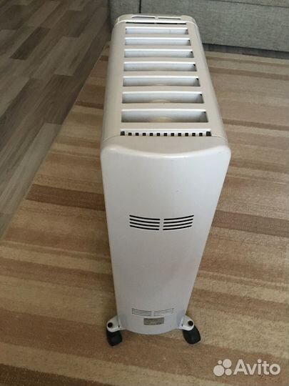 Масляный обогреватель delonghi Италия 2 кВт