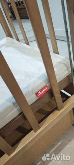 Детская кровать и все принадлежности
