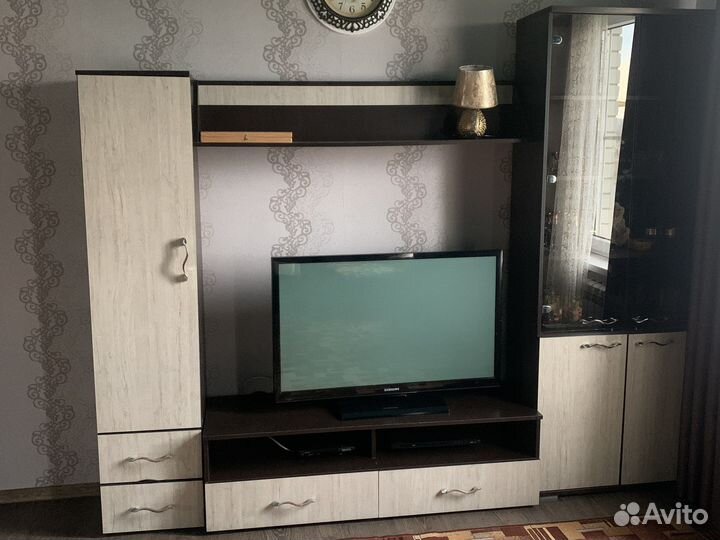 Стенка горка в гостинную