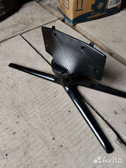 Ножка для телевизора