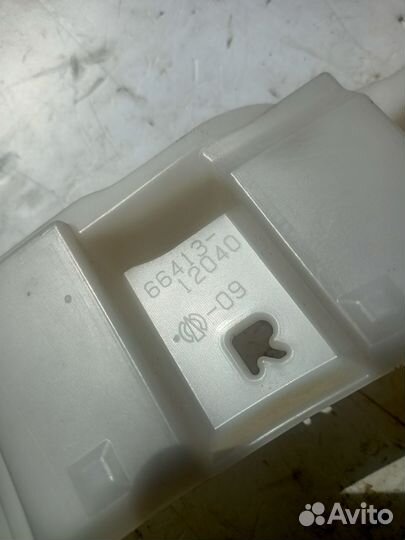 Кронштейн потолка передний Toyota Corolla 150