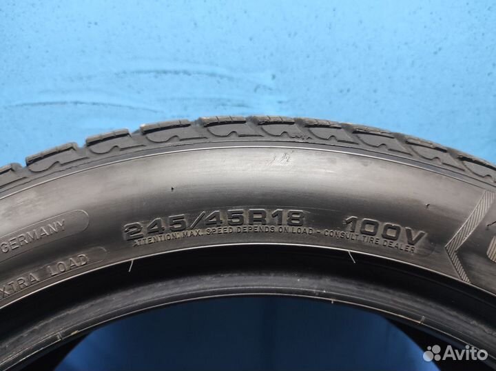 Goodyear UltraGrip 8 245/45 R18 100V