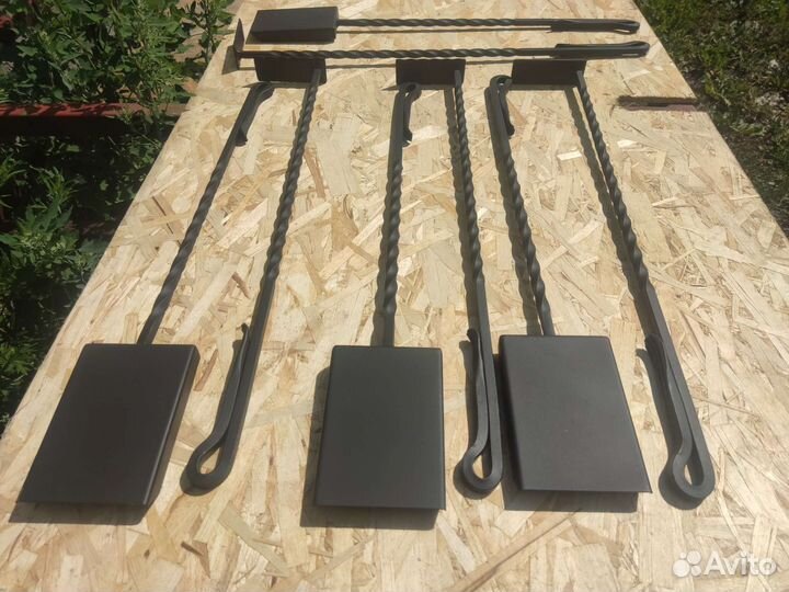 Совок и кочерга