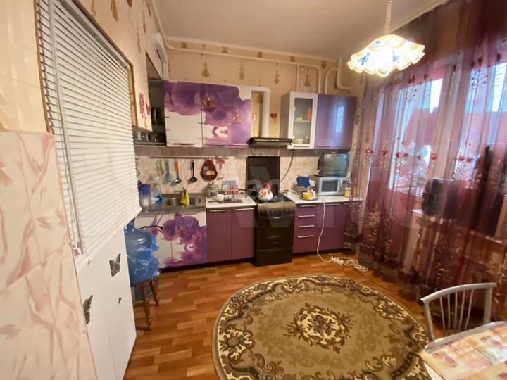 1-к. квартира, 38 м², 1/10 эт.