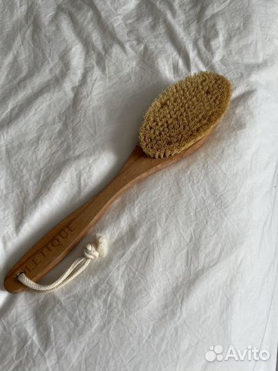 Щетка для сухого массажа Letique