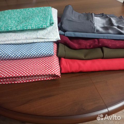 Отрезы ткани разной
