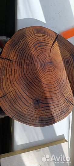 Разделочная доска из дерева. Дуб