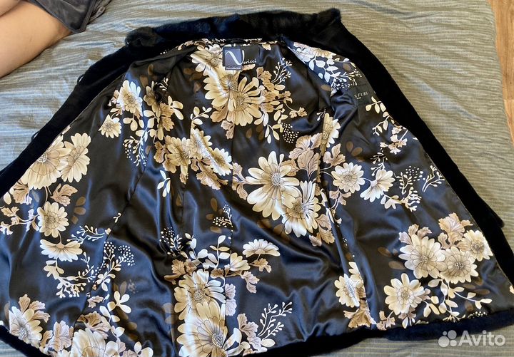 Шуба из стриженной норки 42 размер Verrici