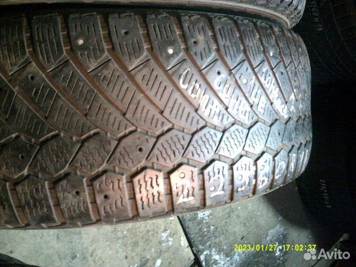 Continental ContiIceContact 225/60 R18