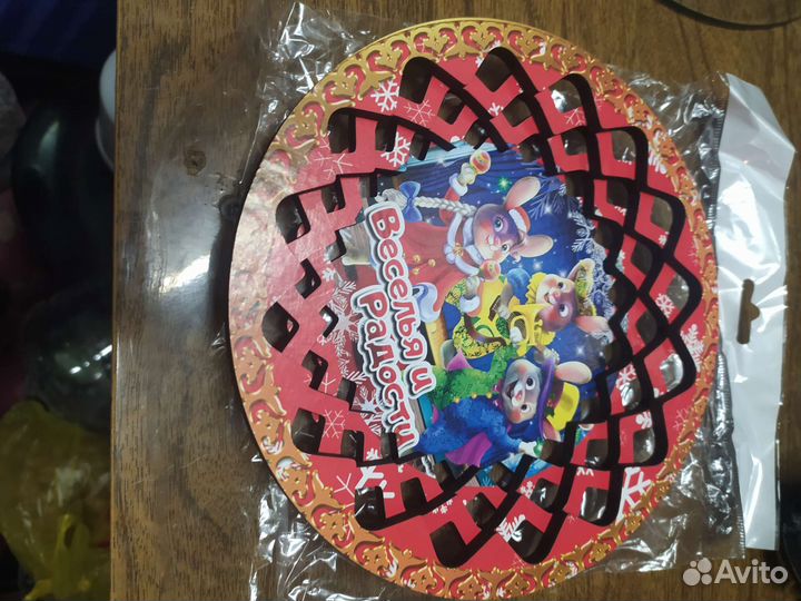 Деревянная тарелка