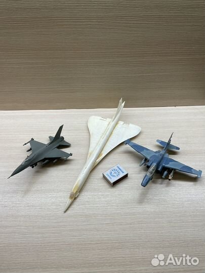 Модели самолётов. Собранные
