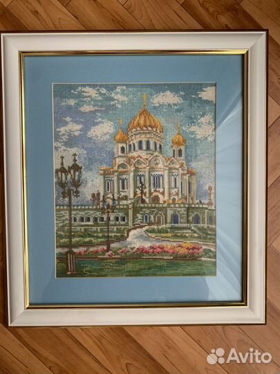 Вышивка в раме