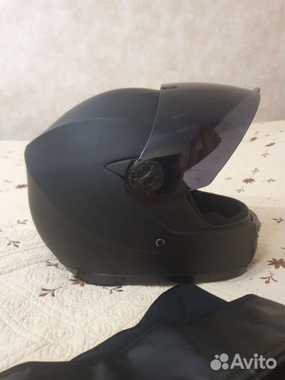 Мотошлем с воротником