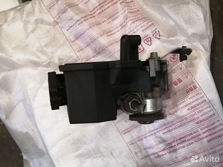 Насос гур Мерседес Спринтер W210 OM 611