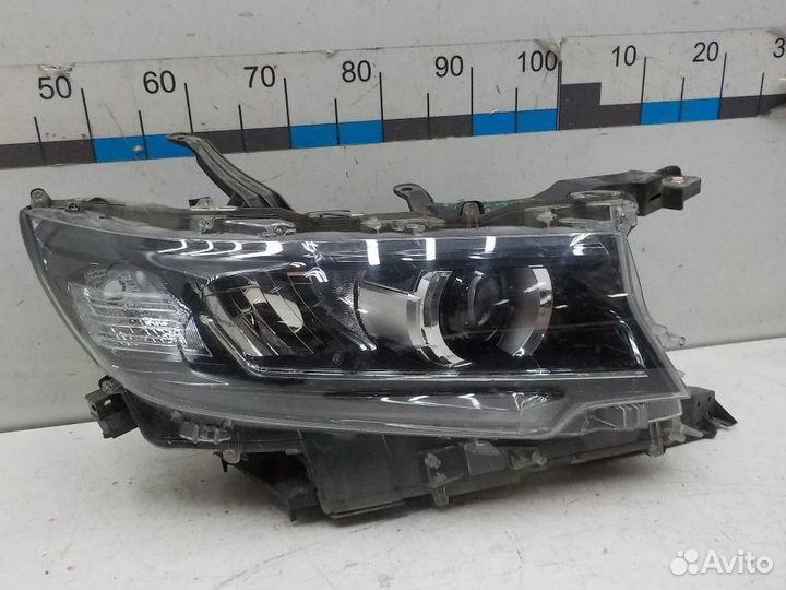 Фара правая Toyota Land Cruiser Prado