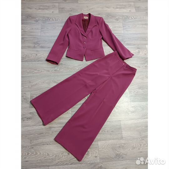 Костюм брючный