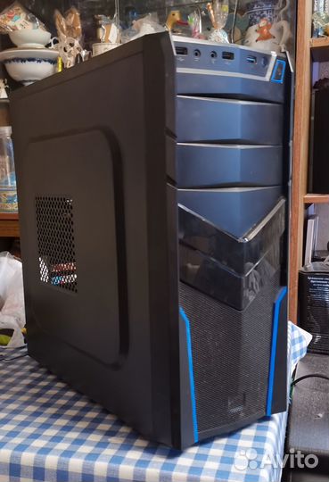 Корпус для компьютера Aerocool V2X