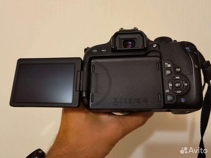 Canon 800d Kit 12300 кадров