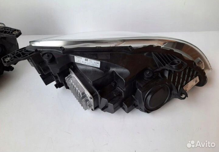 Volvo V40 фара диодная full led