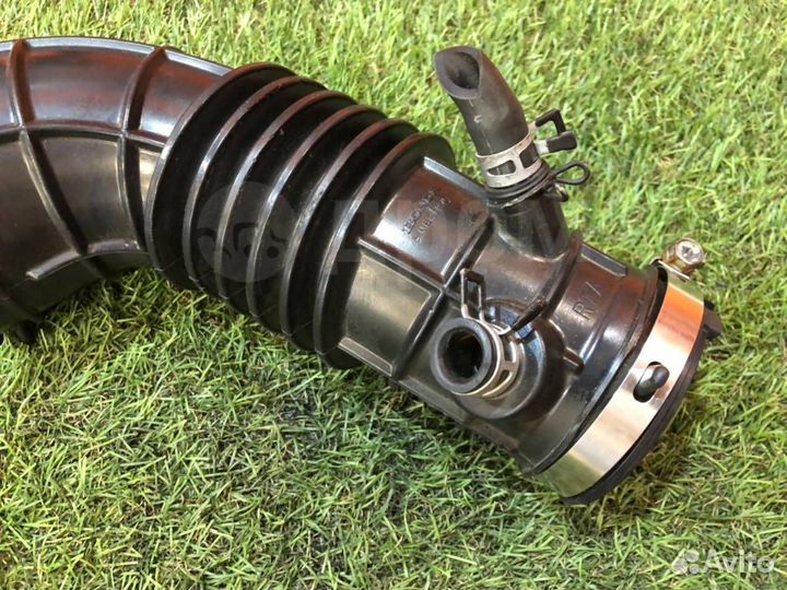 Патрубок воздушного фильтра Honda Stepwgn RG1/RG2