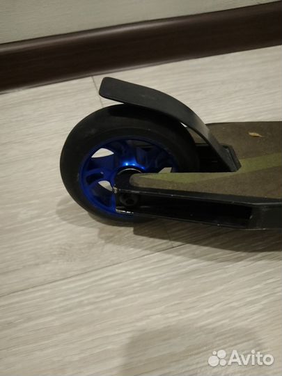 Трюковой самокат KMS