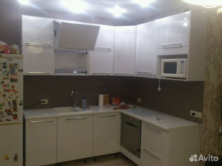 Корпусная мебель на заказ (кухонные гарнитуры, шка