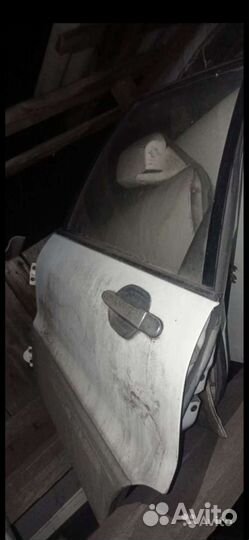 Продам двери Митсубиси Галант 90 г