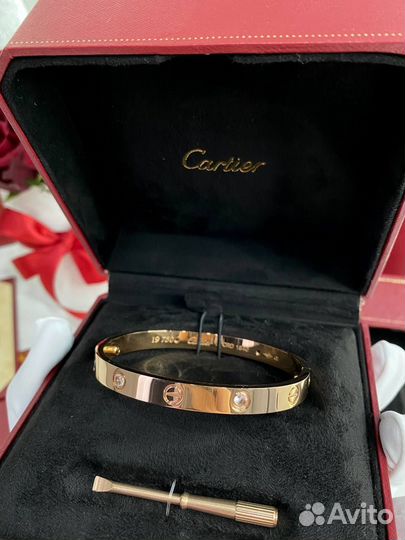 Золотой браслет Cartier Love