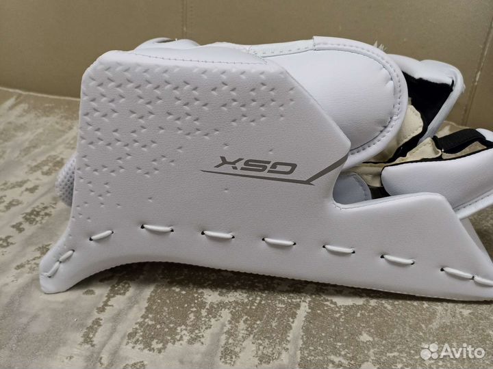 Блокер вратаря хоккейного Бауэр GSX int