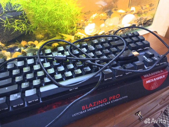 Игровая механическая клавиатура