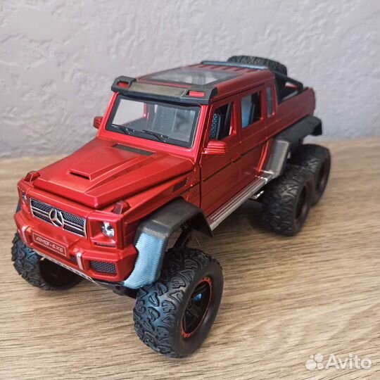 Машинка инерционная Mercedes Gelandewagen