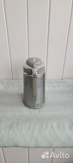 Термосы: 1новый и 3б/у