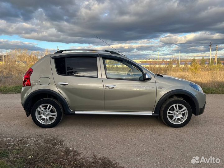 Renault Sandero Stepway 1.6 МТ, 2012, 140 000 км