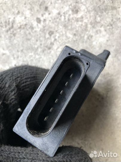 Блок управления топливным насосом audi SQ5 A7 A6