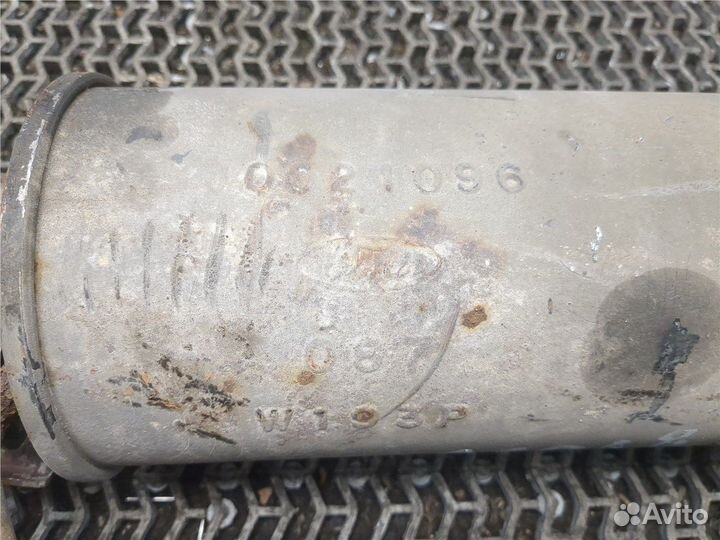 Глушитель Lincoln Navigator, 2005