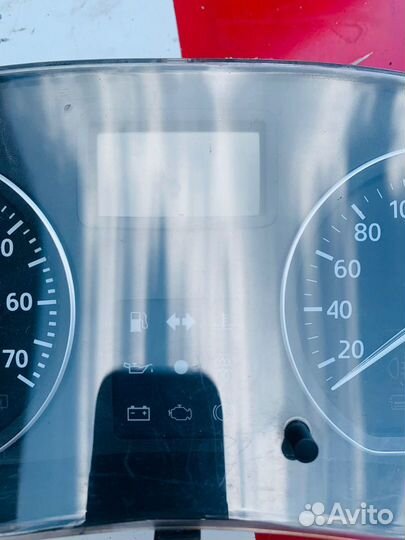 Щиток приборов рено сандеро 1