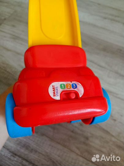 Fisher price Каталка Щенок интерактивная