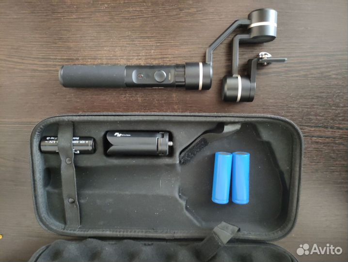 Экшен камера sony HDR-AS300