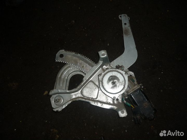 Стеклоподъемник электр. задний правый Дэу Нексия